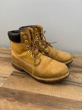 Timberland Wheat Nubuck 6 Inch Premium Waterproof Boots Women’s 10361 3140